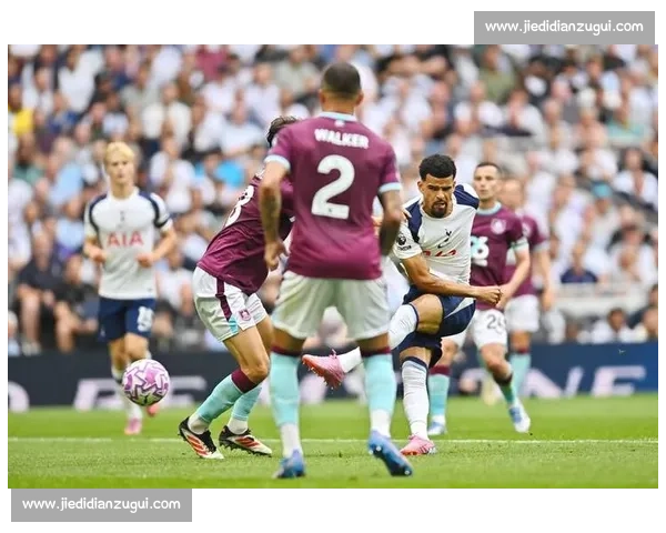 热刺 5000 万镑试水库杜斯，西汉姆联点燃 8500 万英镑竞价战火